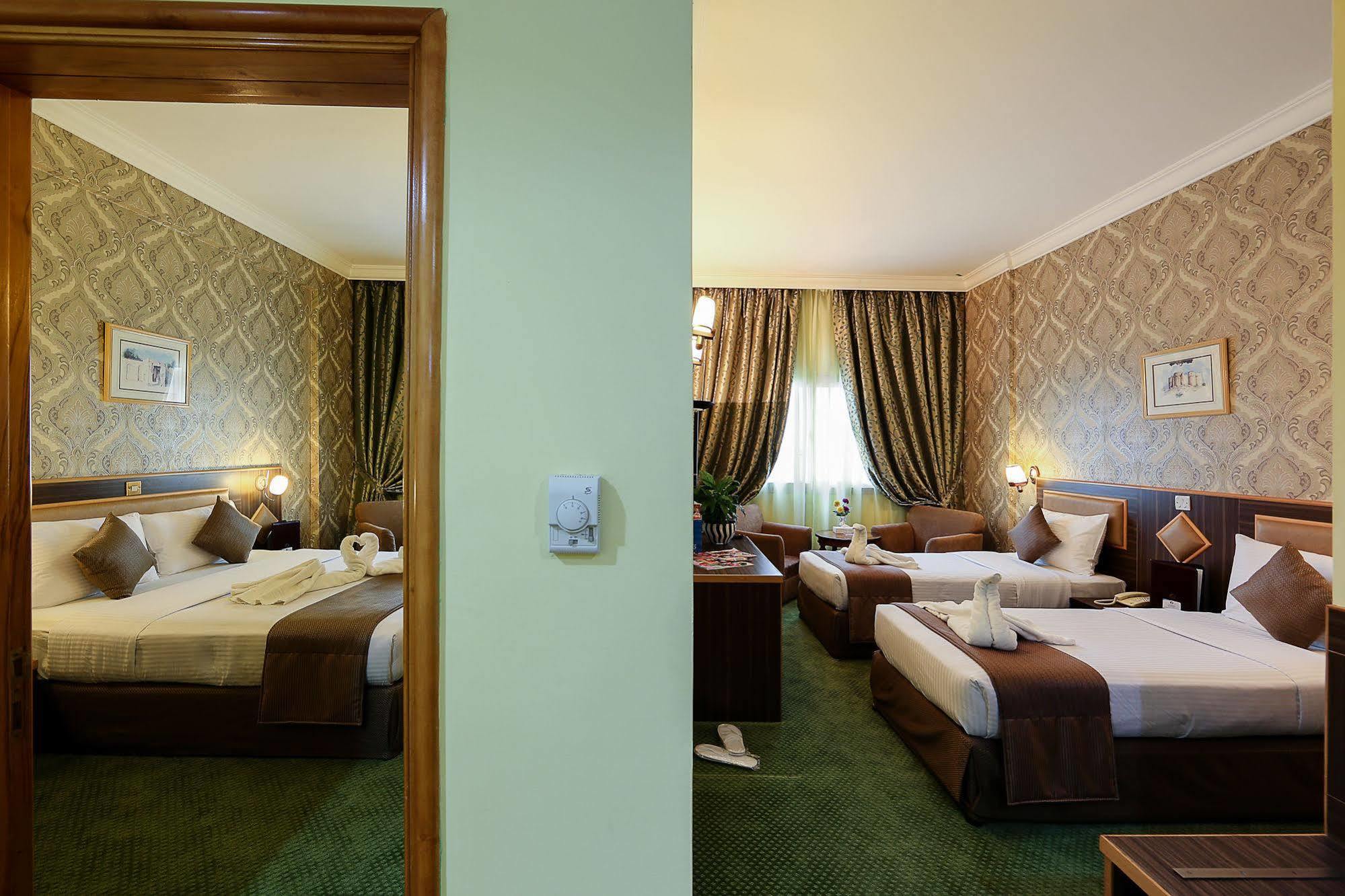 Jonrad Hotel Dubaj Kültér fotó